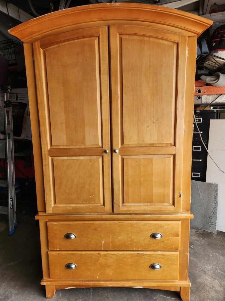 Armoire