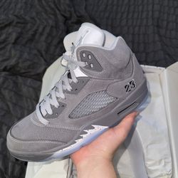 Jordan Retro 5 Wolf Grey