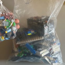 Lego City Police Station 