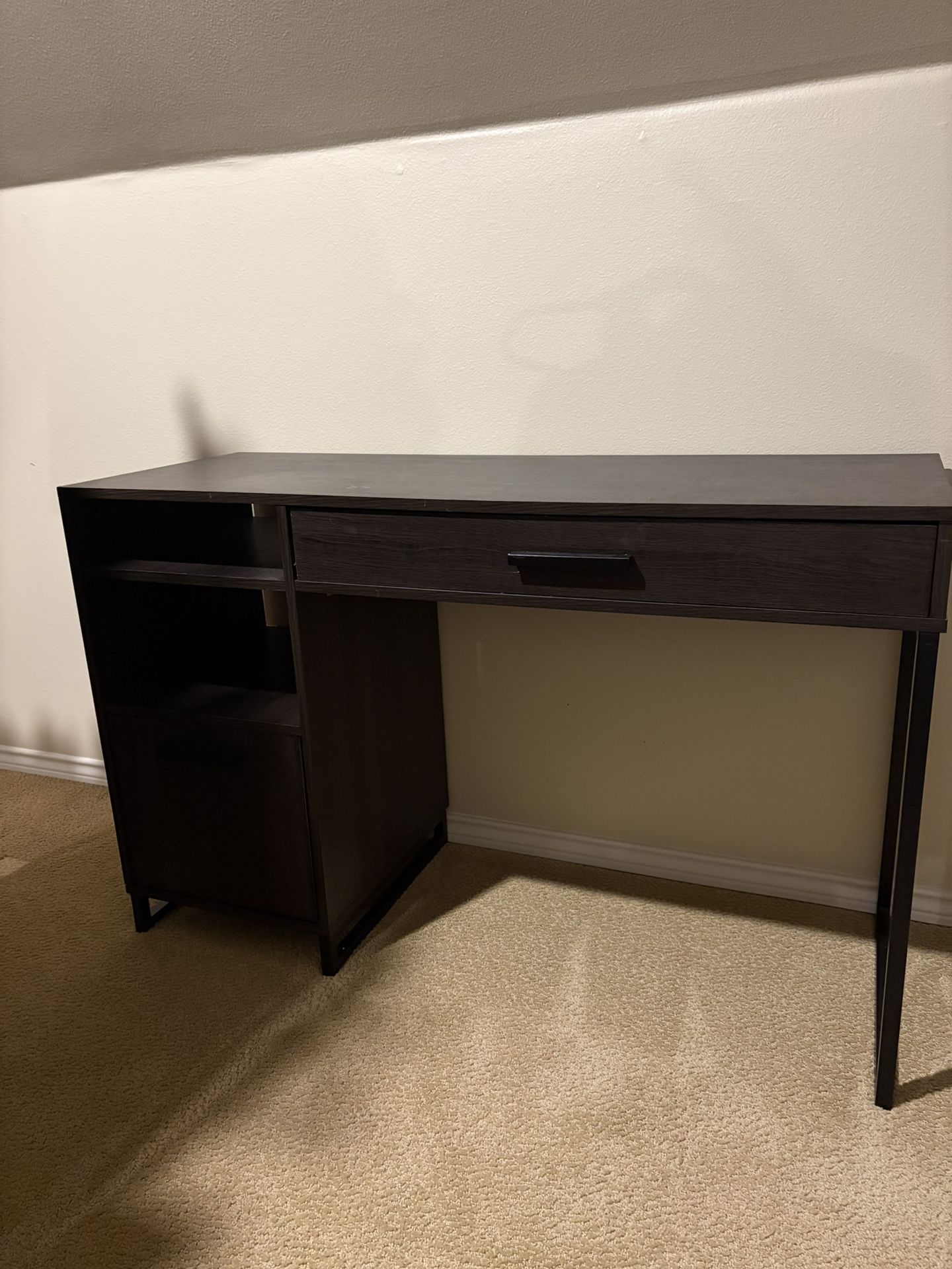$15 Wood and Metal Desk