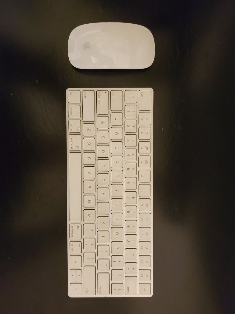Apple keyboard and magic mouse 2