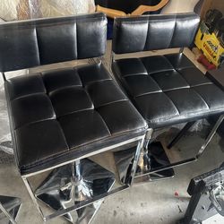 King bedroom set and barstools
