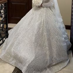 LUXURY WEDDING BALL GOWN