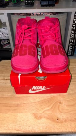 UGG Neumel Boot (Carnation) Women