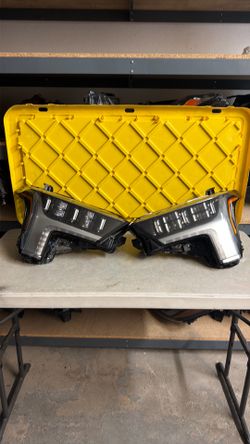 Sequoia Tundra 2022 2023 2024 2025 2026 Headlight left right