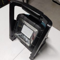 Makita 18V Cordless/Corded LED Light