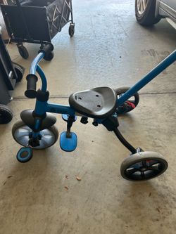 Kids tricycle