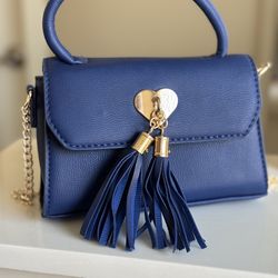 Beautiful small purse $10