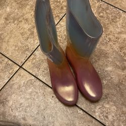 Rain Boots Size 4 Child