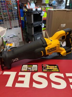 DEWALT 20-Volt XR Cordless Reciprocating Saw (Tool Only)