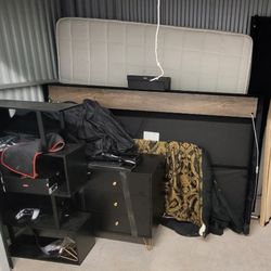 Bedroom set with mattress and decor table stand