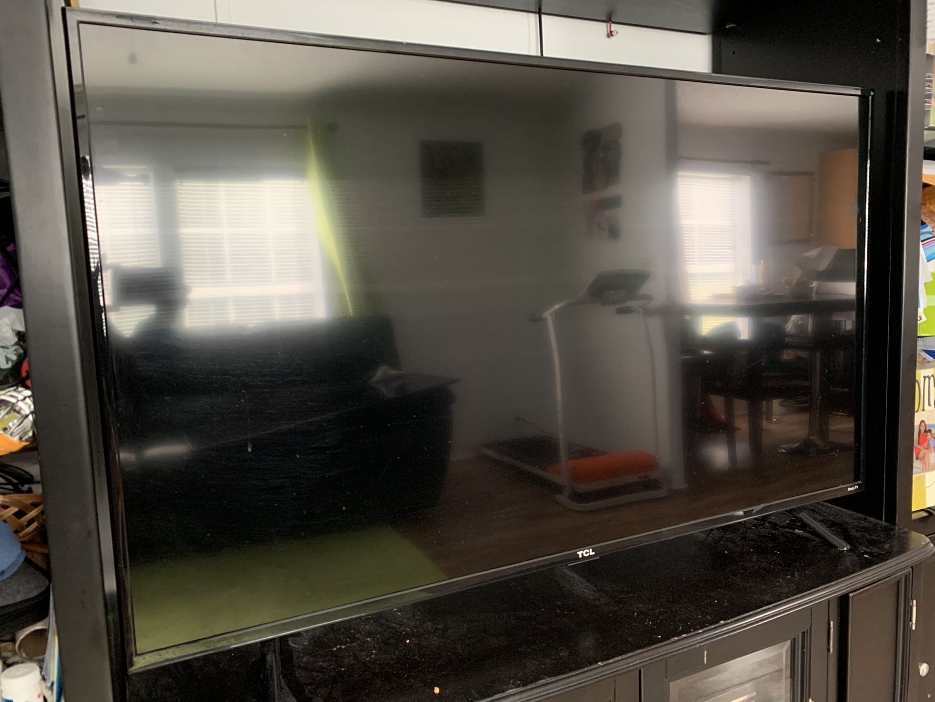 55” Roku Flat Screen 4K TV TCL Brand