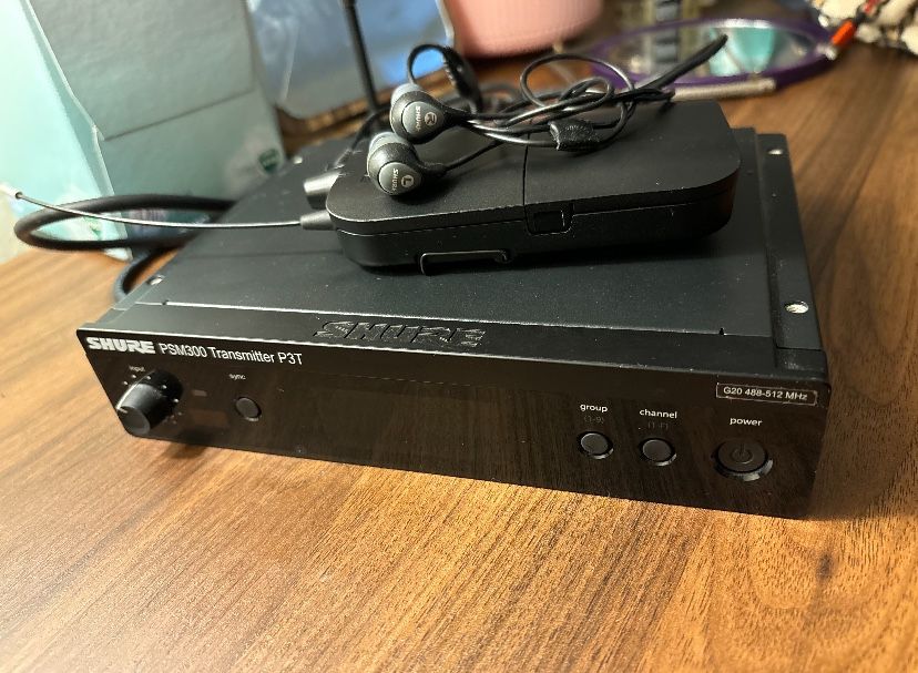 Shure PSM300 P3TR112GR Wireless In-ear Monitor System - H20 Band