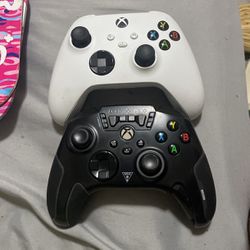 Xbox Series S Gaming Controllers