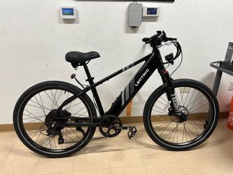 Lectric Xpress 750 low miles with extras
