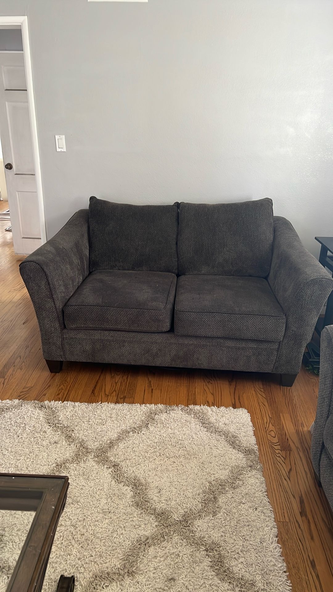 Free Love Sofa 