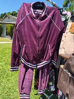 Set pans y sudadera.
