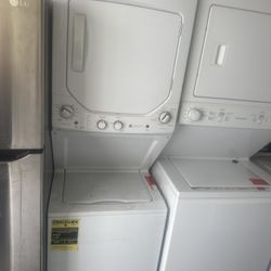 Stackable Washer Dryer / Lavadora Secadora 