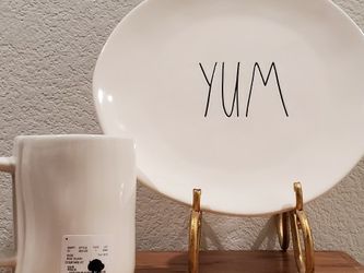 rae dunn dinner plate yum
