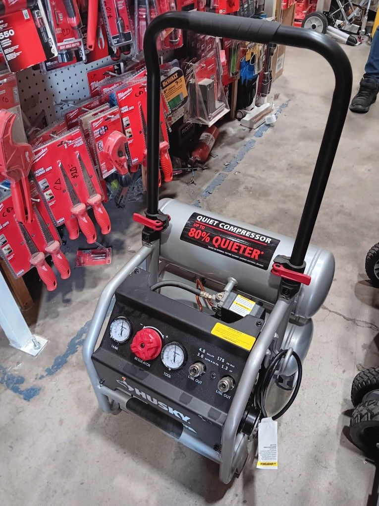 Husky 4.5 Gal 175 PSI Quiet Compressor. 