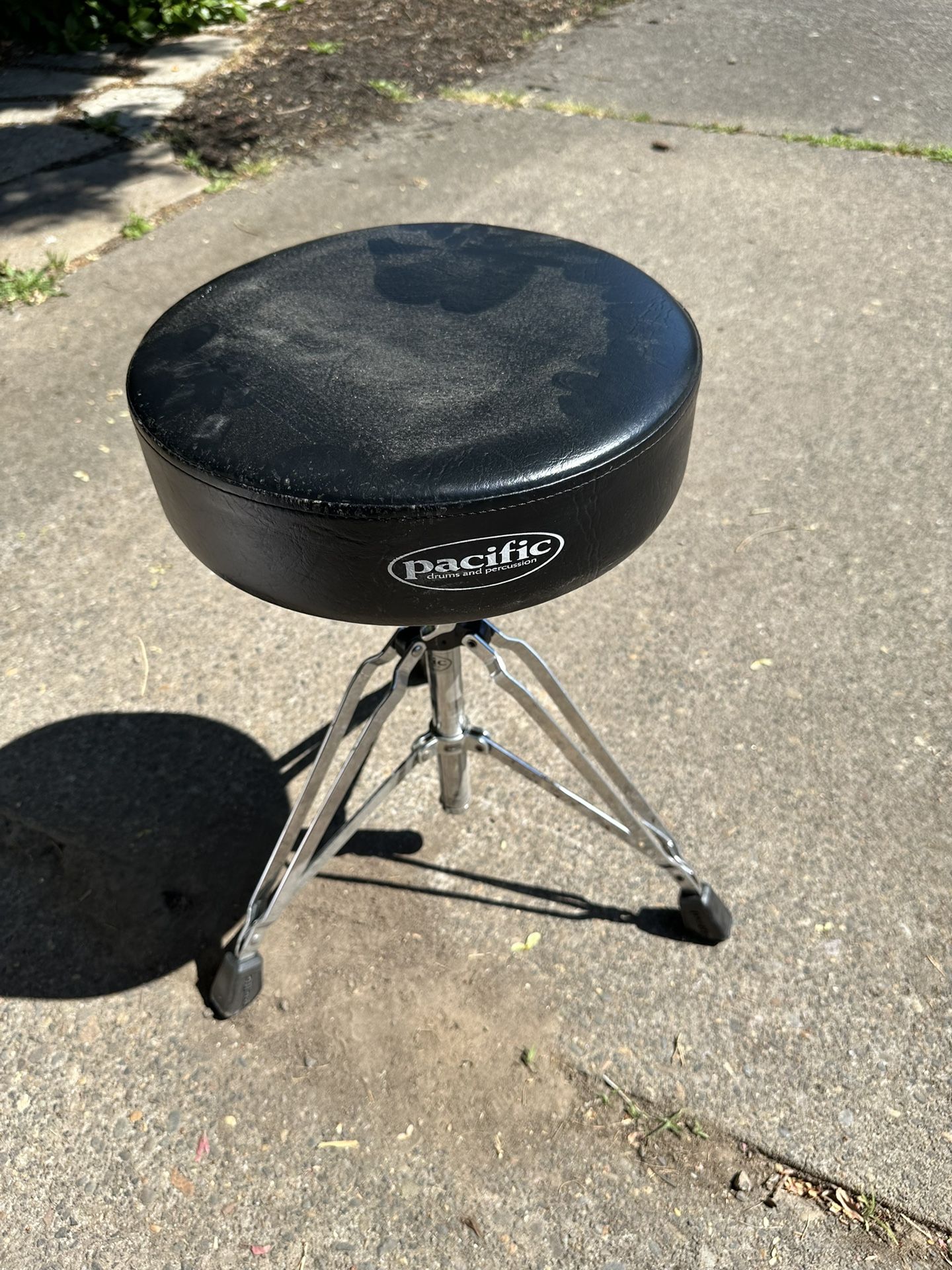 Pacific Pacific Drum Throne Chair Double Braced