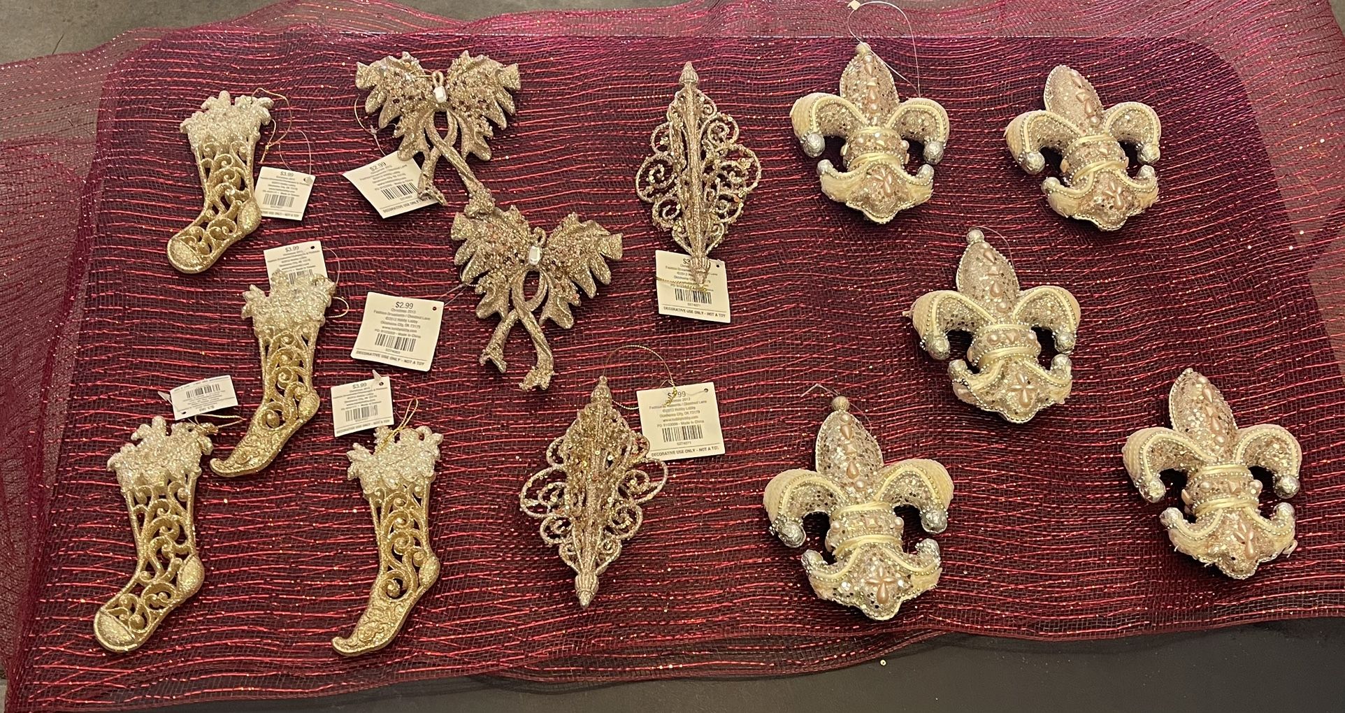 13 New Tree Quality Ornaments