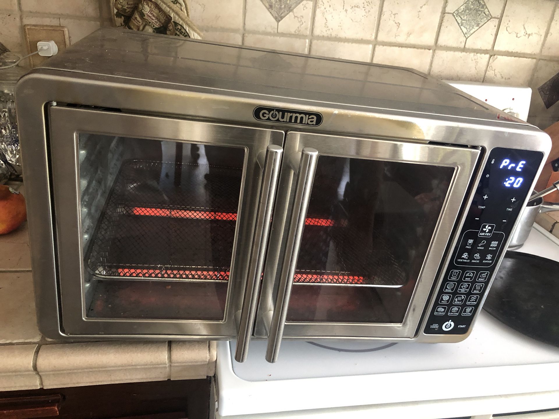 Gourmia French Door Oven 