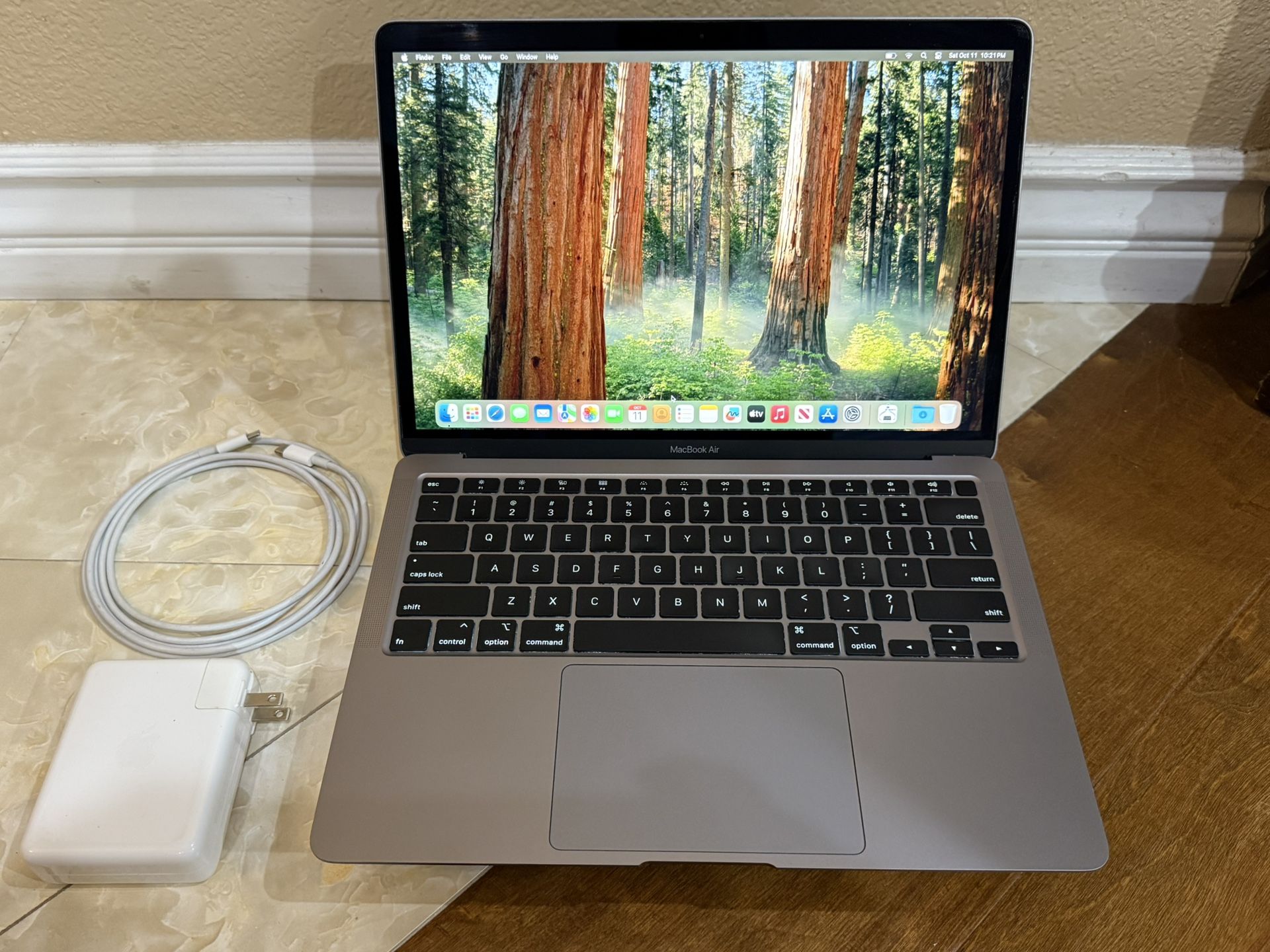 Macbook Air 13” 2020 8G 256G 