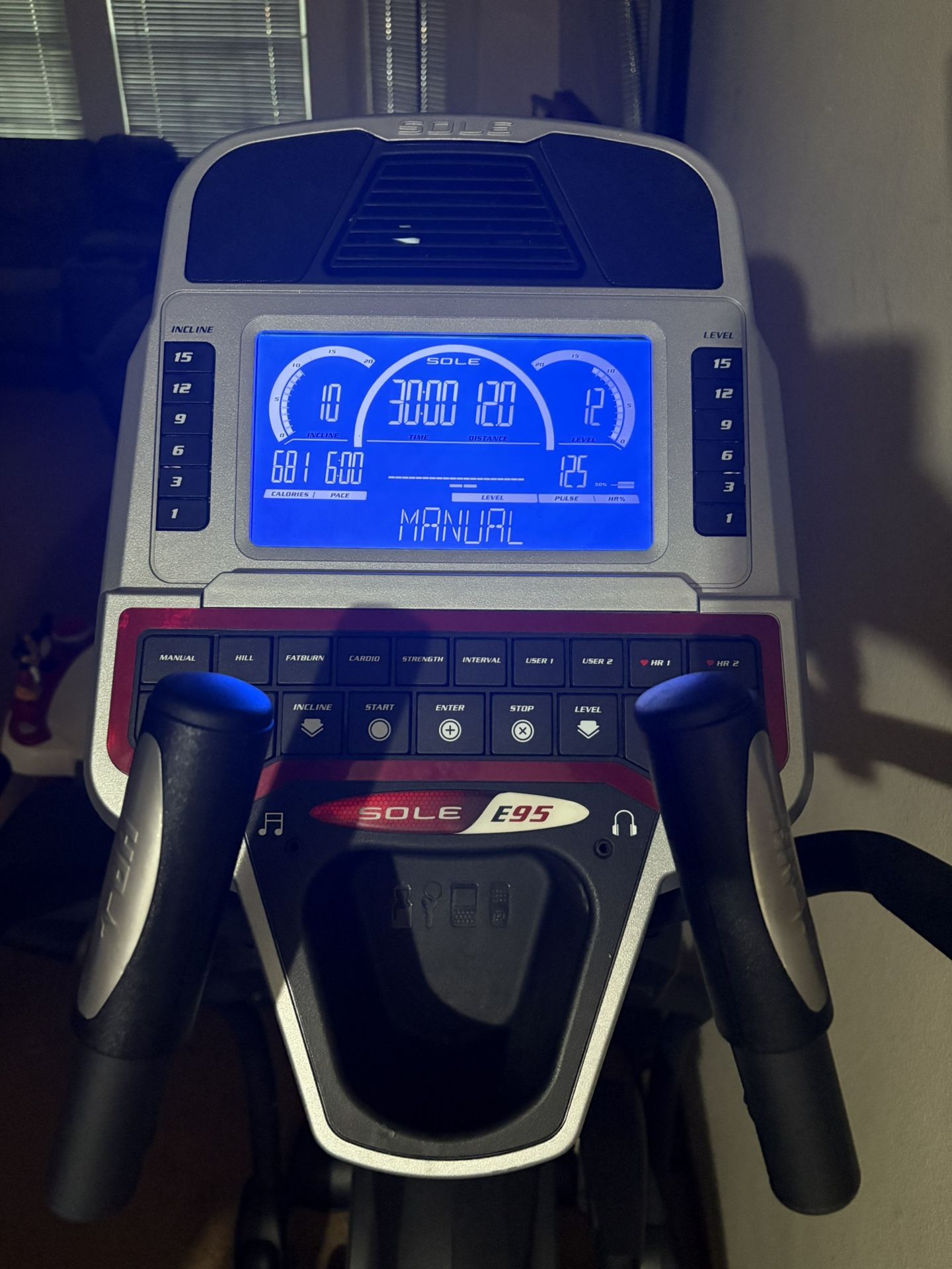 Elliptical Like New! Hi-Tech