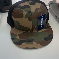 Men’s Camo Hat 