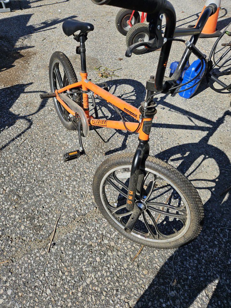 Kids Mongoose Trick Bike