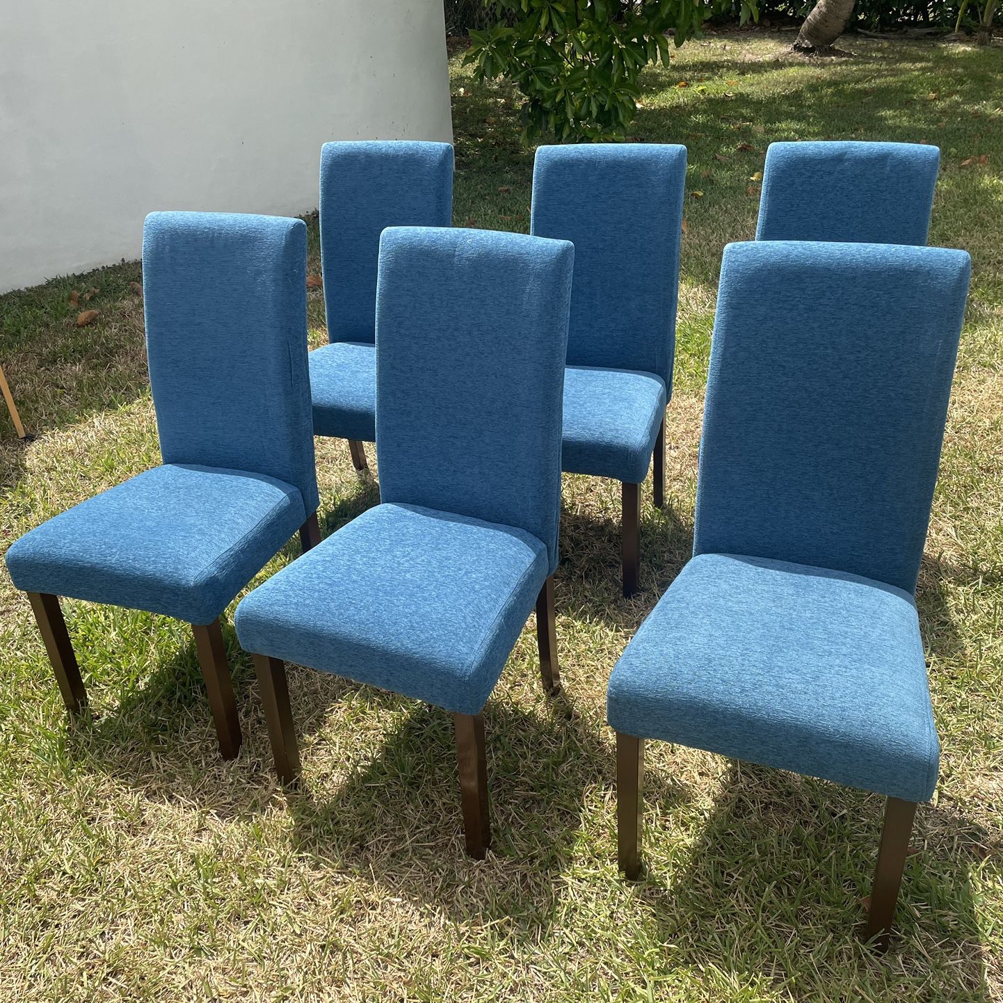 Chairs set of 6 Set of six dinning room chairs