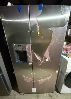 Refrigerator GE Side by Side in Stainless Steel