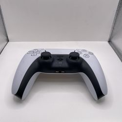 🔥 PS5 White DualSense Controller – ONLY $50 🎮🔥