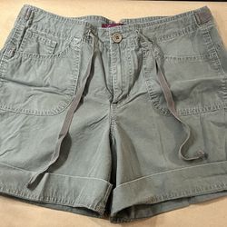 WM# 1014, Womens  Size 10 Gloria Vanderbelt Cotton Shorts