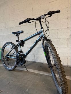Huffy milti-speed bicycle/ bike