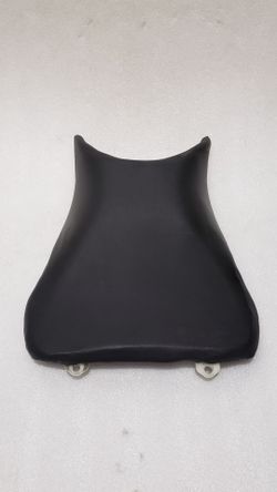 For Sale: Yamaha YZF R6 Front Driver Seat