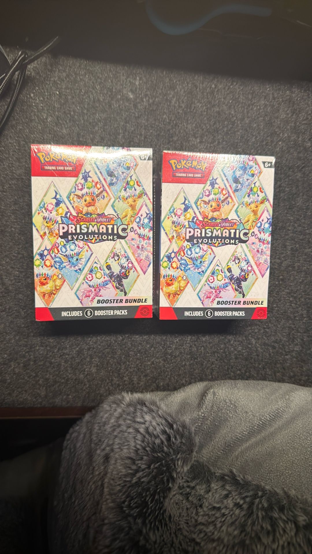 Pokémon Prismatic Evolutions Booster Bundle