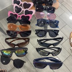 19 Pairs Of Generic Sunglasses 