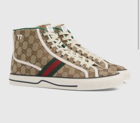 Women’s Authentic Gucci 1977 Sneakers Size 8 