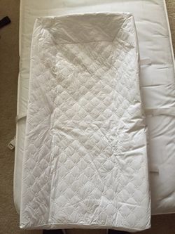 Infant changing pad