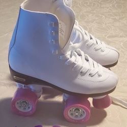 Roller skates 