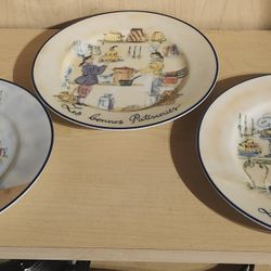 Williams-Sonoma French Chef Cooking, Three Dessert Plates