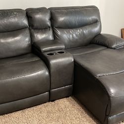 Free Sectional Sofa 