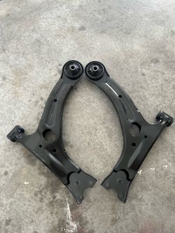 2 Front Lower Control Arms for 2003–2008 Toyota Corolla & Matrix – K640360 K640361