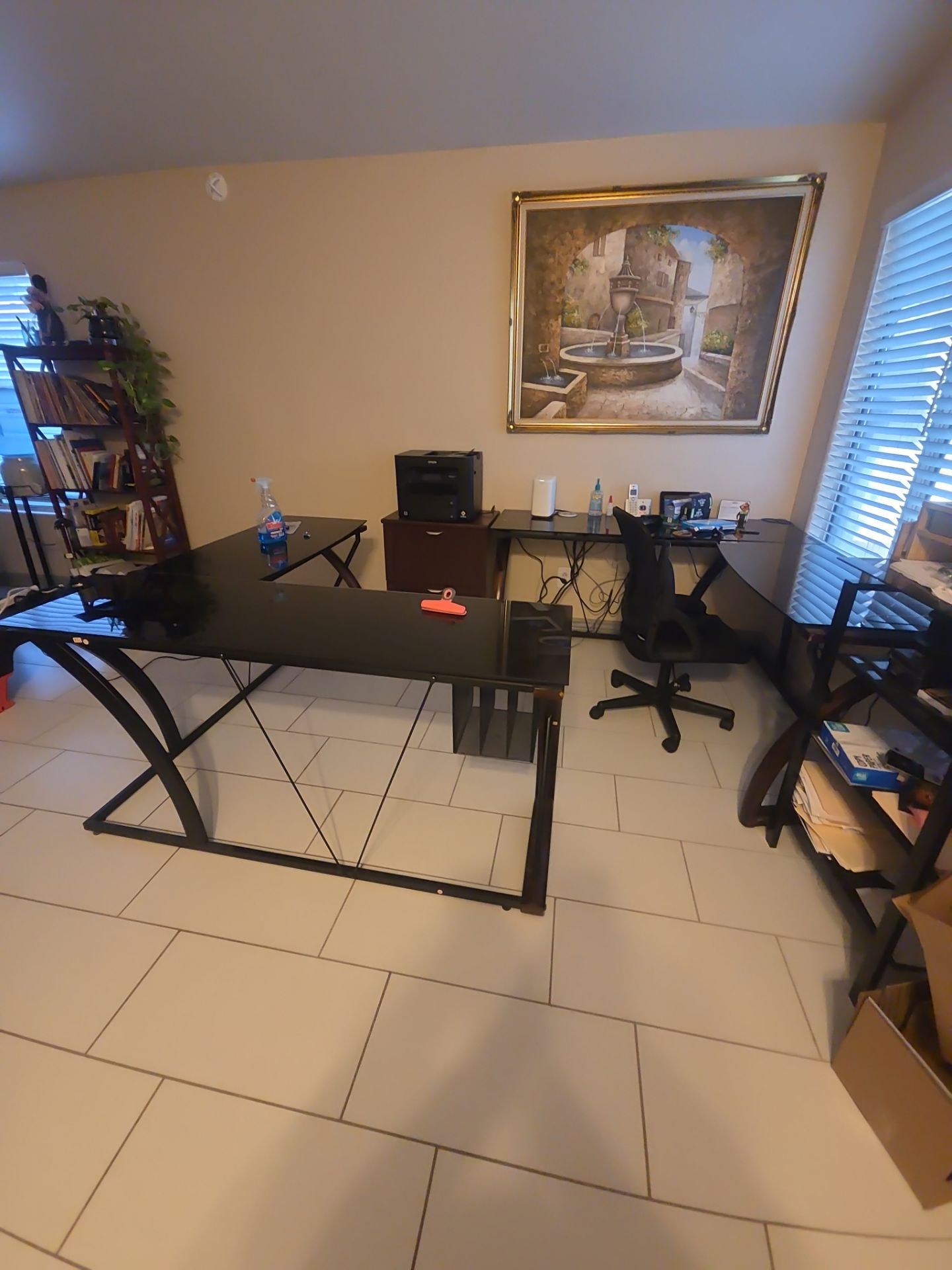 L-shaped desk black