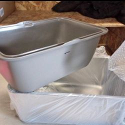 8" Deep Stainless Steel Litter Box with Lid, Top Entry Cat Litter Box for Dog-Proof, 