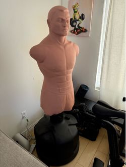 XL punching dummy Bob