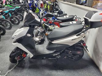 Scooter For Sale! Brand New!  Affordable 50cc Gas Scooter – Beat Traffic & Save Big on Gas!