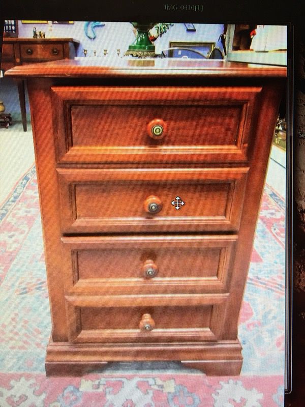 Small cabinet, marquetry top.